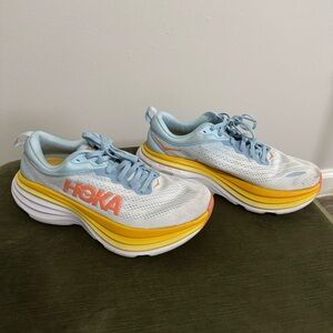 Hoka Bondi Sneaker 8.5 in Summer Song/Country Air
